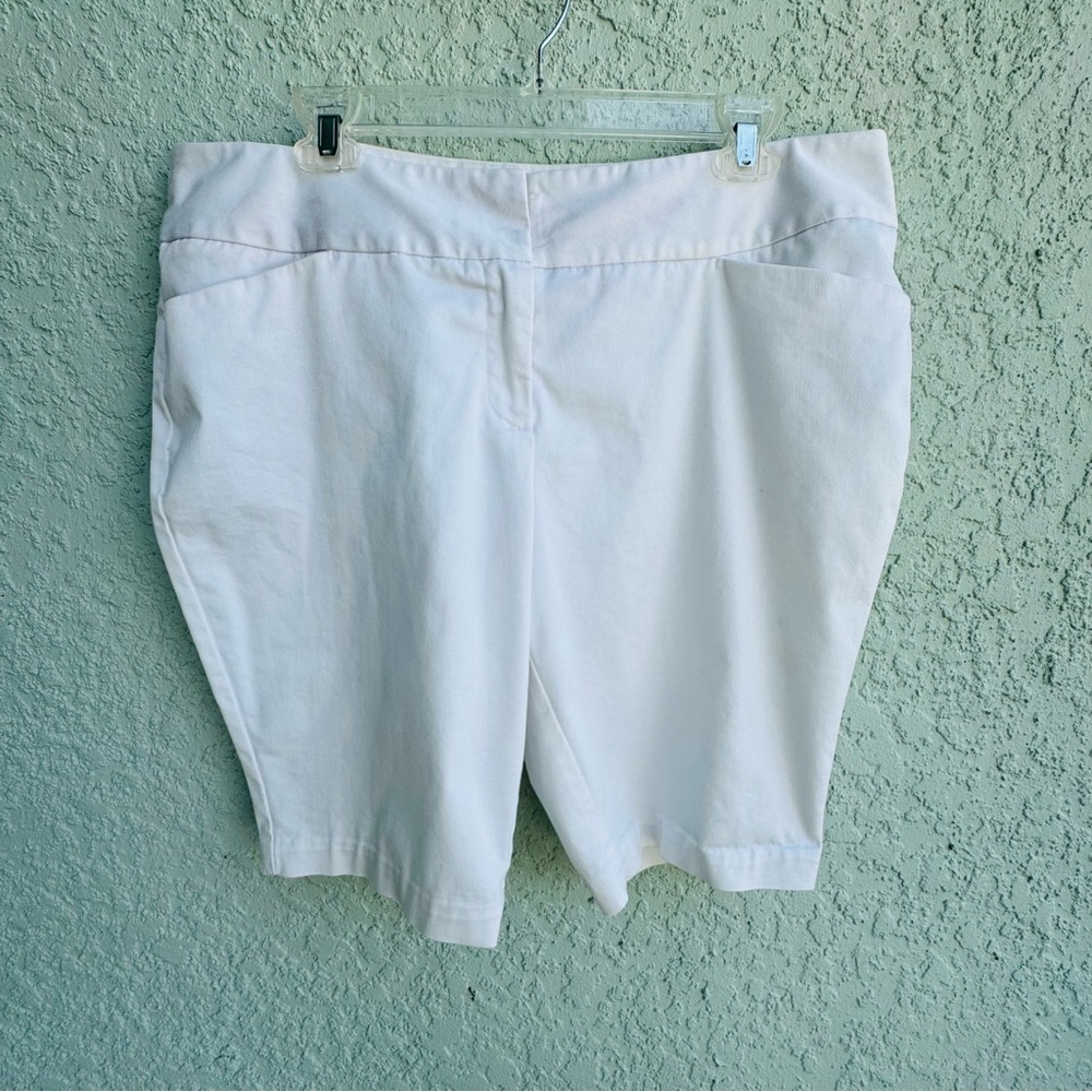 WORTHINGTON 16P cotton white Bermuda dress shorts summer preppy smart casual